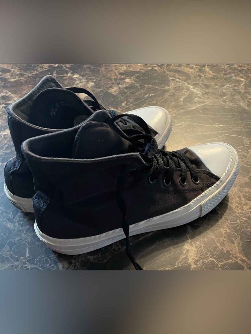Converse Chuck Taylor All Star 2 Mid-Top Black/White Sneaker size 6Men / 8Women - Picture 2 of 11